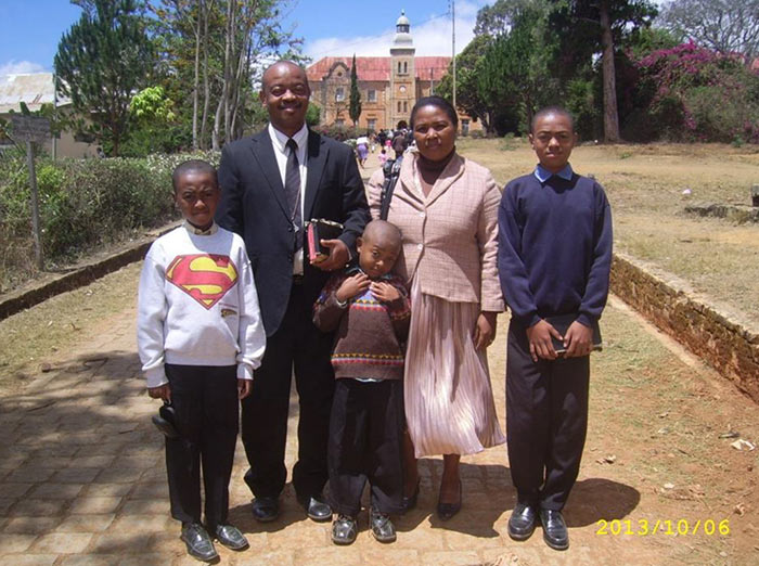 photo of Madagascar pastor with wife and three sons 